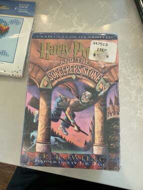 Harry Potter and the Sorcerer's Stone Unabridged Audiobook 6 Cassettes Jim Dale
